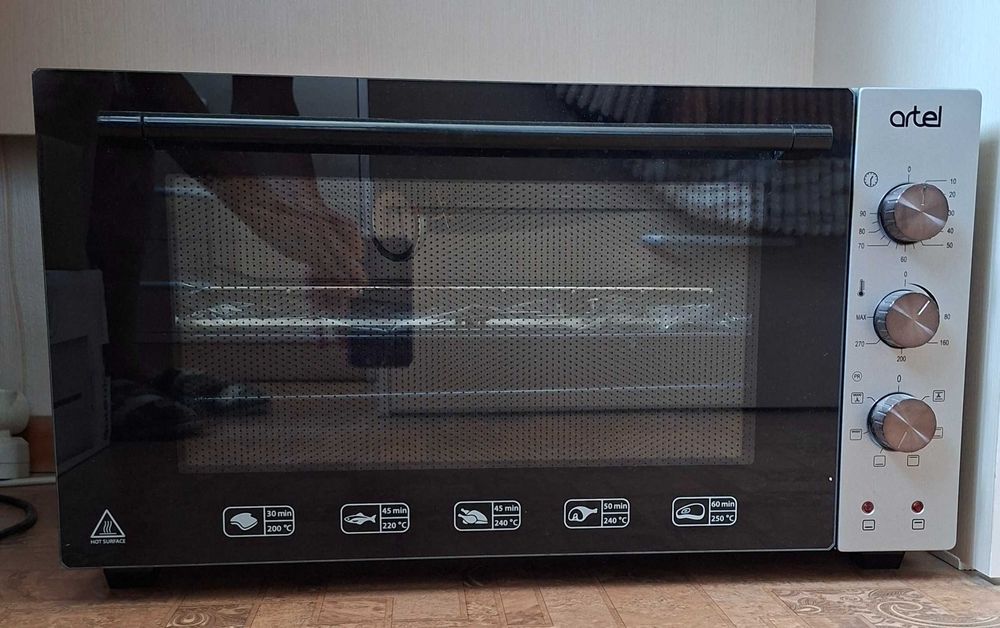 Настольная электропечь Artel MD 4218 L серый