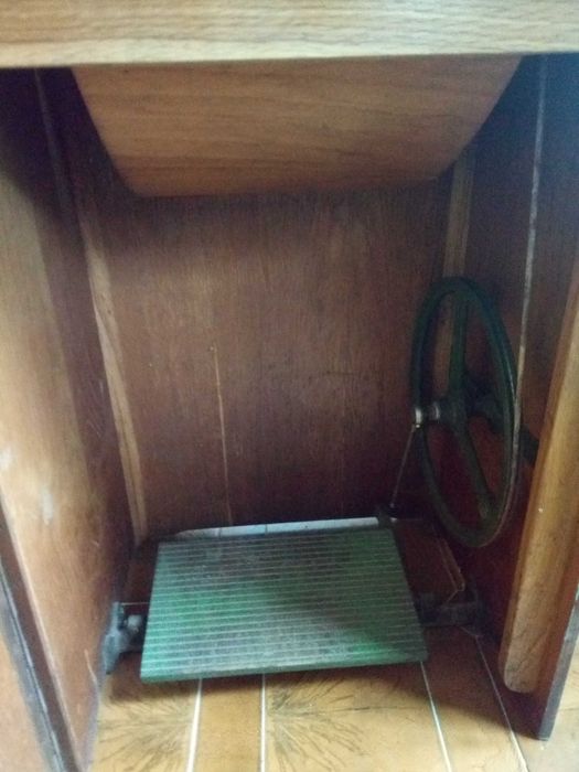 Masina de cusut Borletti made in Italy .