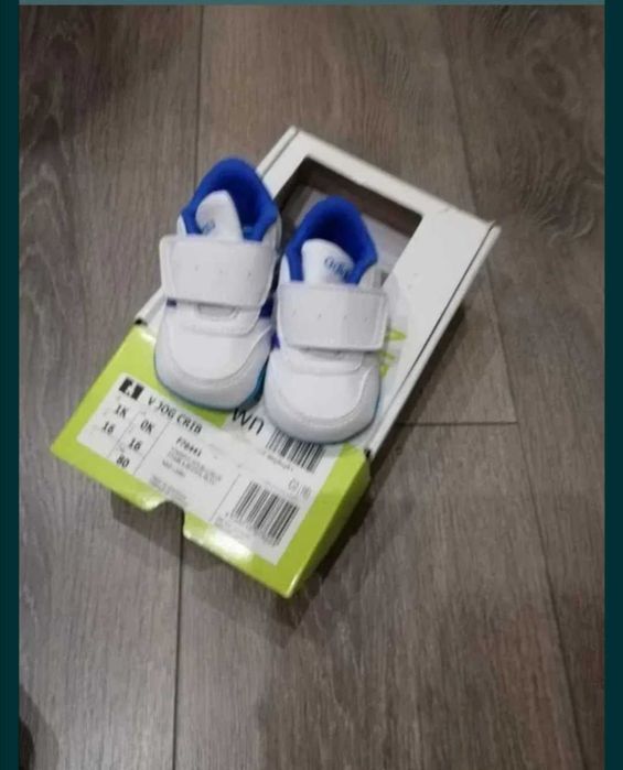 Бебешки маратонки Nike, Adidas