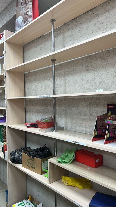 Полки витринные для выкладки любого товара