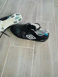 Футболни обувки