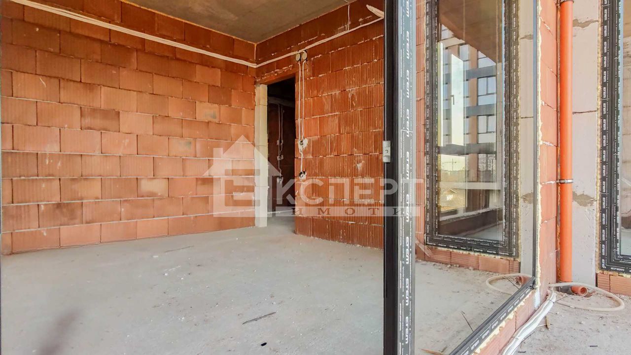 Продава се Тристаен апартамент в Пловдив, Христо Смирненски - 135 кв.м за 1149 €/кв.м - Снимка #13