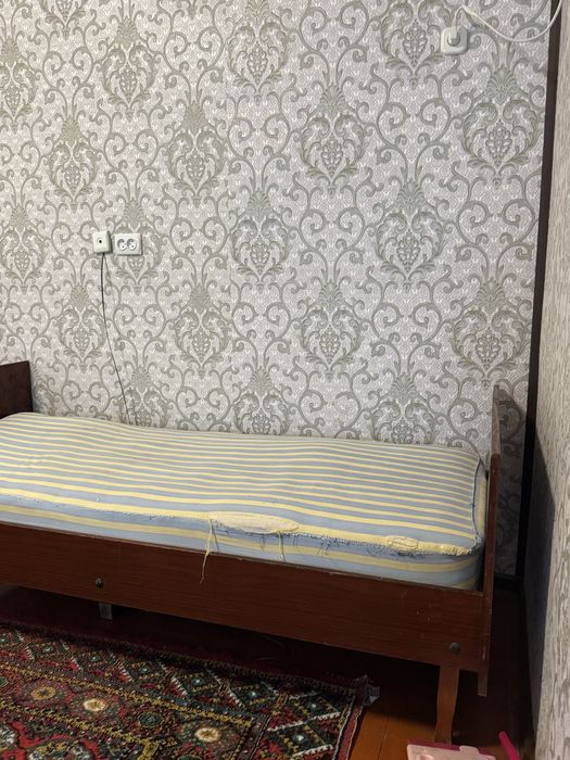 Диван 1кишилик жудаям мустахкам