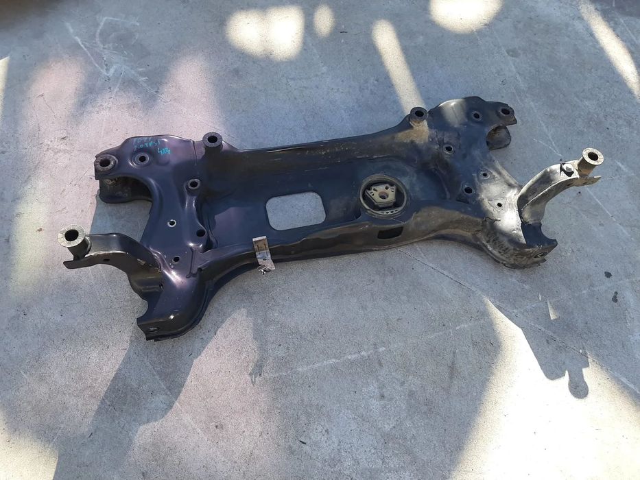 jug cadru motor 1.8 tfsi skoda yeti 5l 4x4