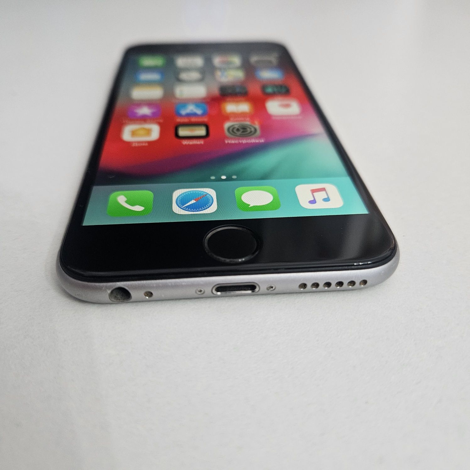 iPhone 6 ( 16gb )