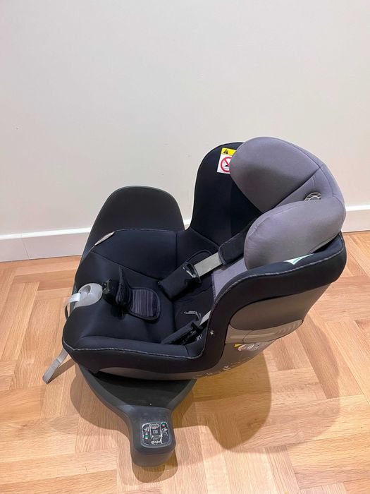 Столче за кола Cybex Sirona с Isofix база