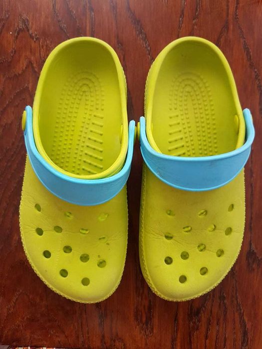 Продам сланцы для ребёнка