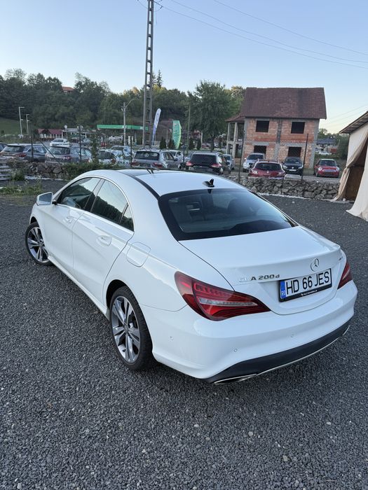 Mercedes Cla 2016 Panoramic