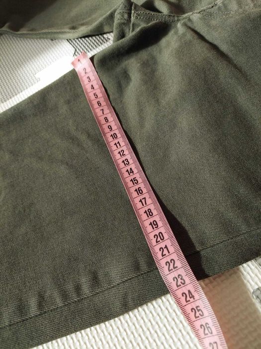 Jeans Diesel green army W26-L30 (38 x 2 CM) straight.