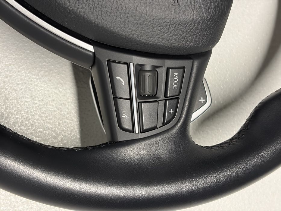 Volan sport complet BMW Seria 5 6 7 F01 F06 F07 F10 F11 F12 F13