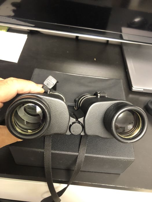 Binoclu Militar unicat  7x35 cu Reticul Gradat