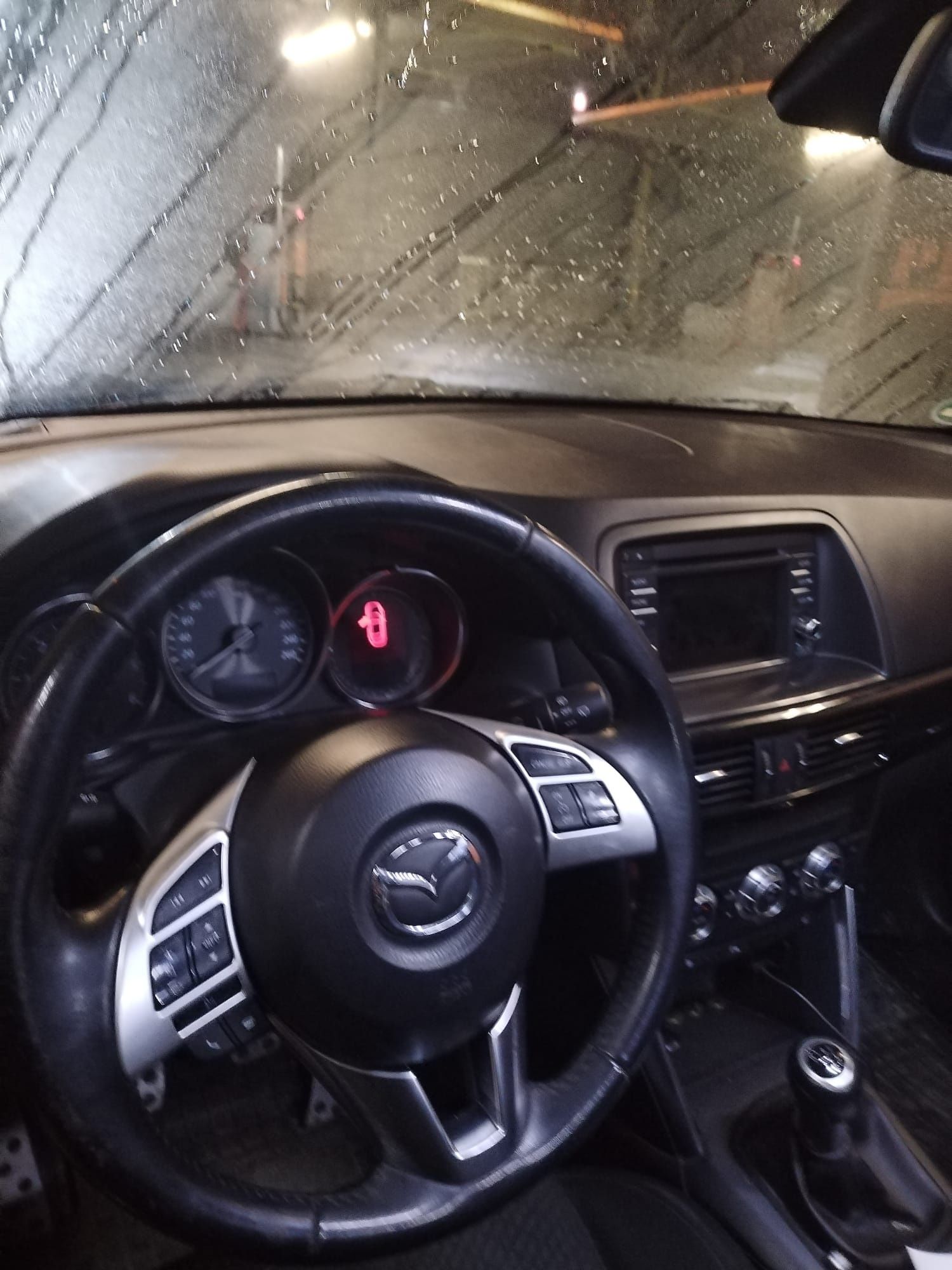 Mașină-Mazda cx5