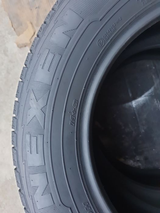 2 Anvelope Nexen 265 60 R18 M/S (4SEZOANE) impecabile.