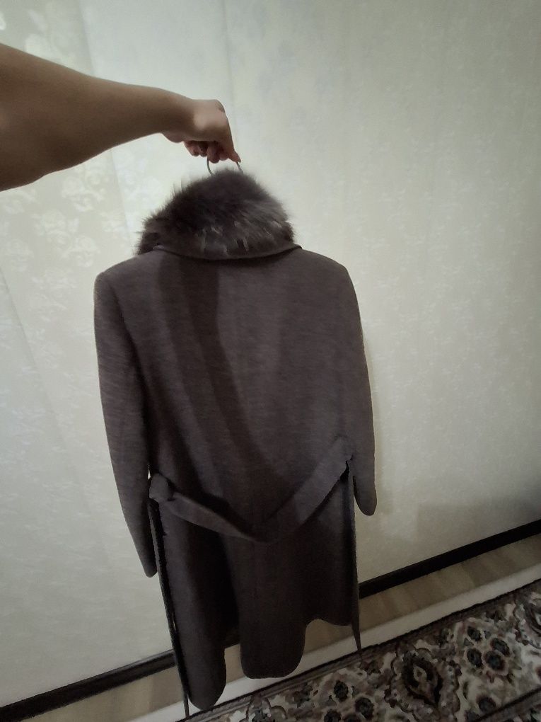 Кишки аёллар курткаси пальто ва шуба