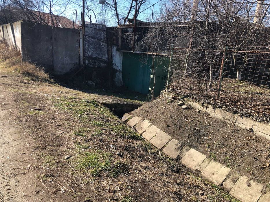 Închiriez hală spațioasă – 120 mp – la DN67, sat Halanga