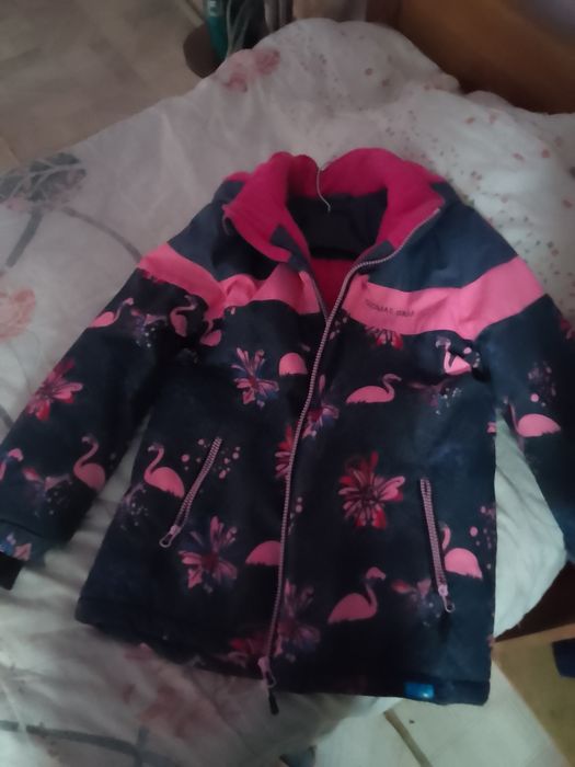 Продам куртку детскую (подростковую)