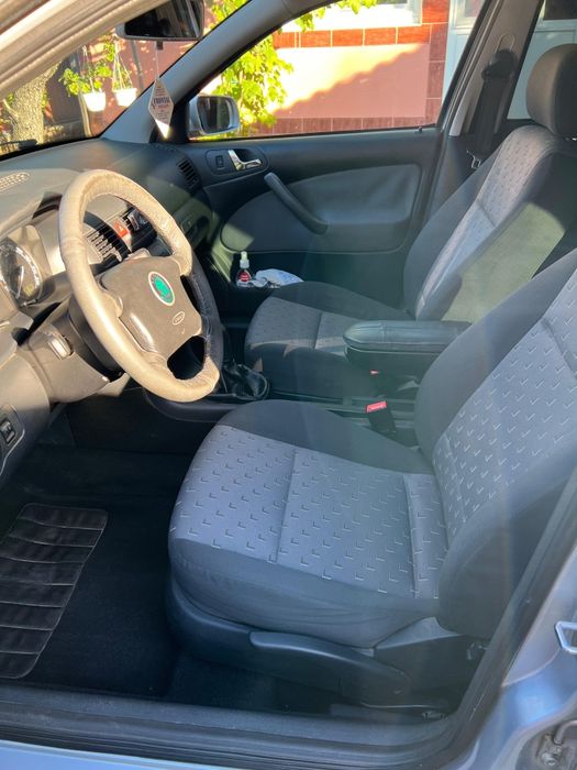 Octavia Tour,1,9 AXR