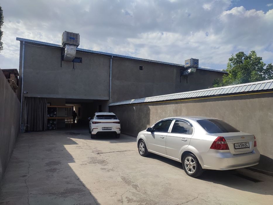 Производственное помещение 1000 кв м. 13 соток