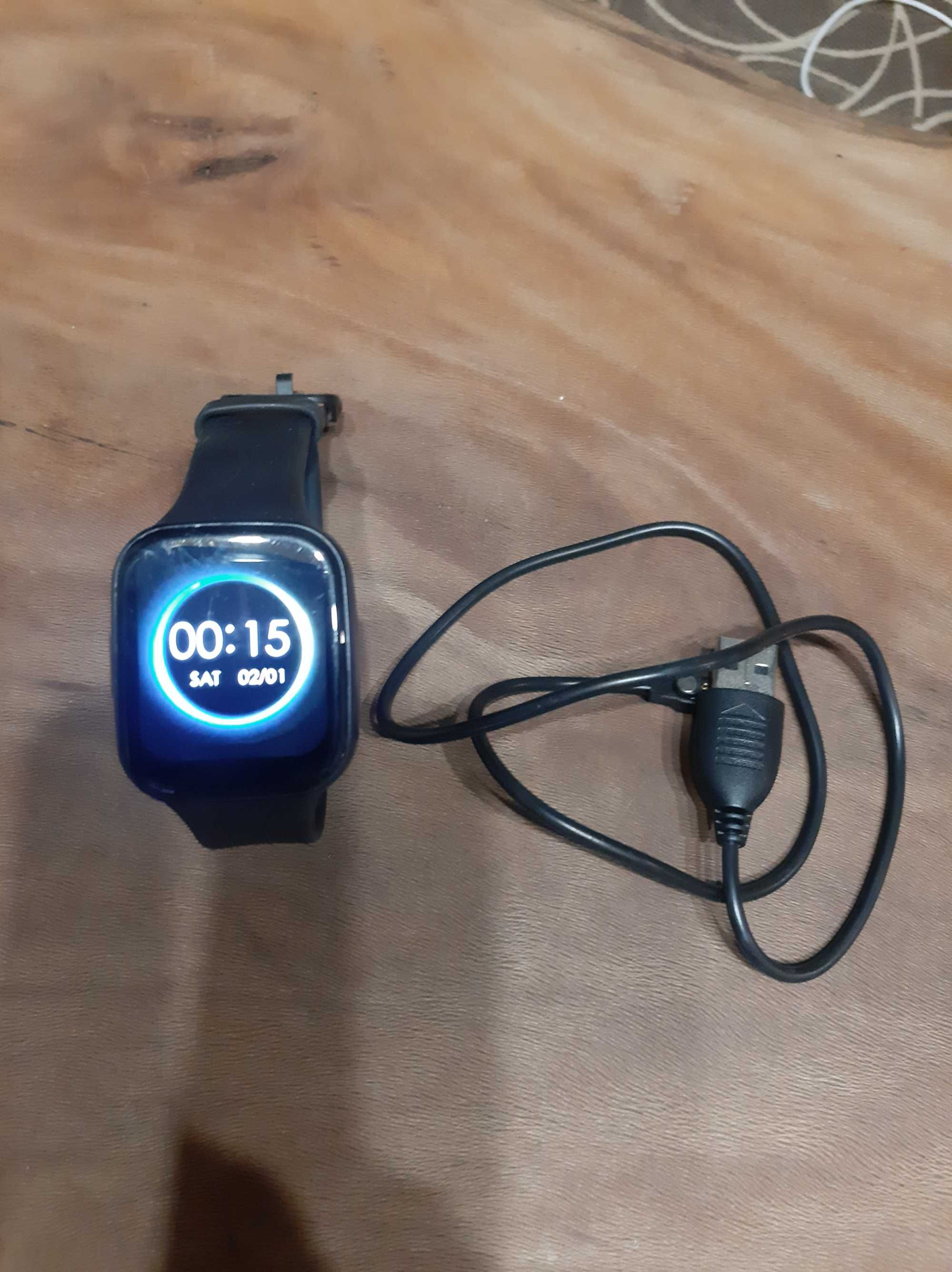 Нов Телефон  HONOR 200 Smart с подарък гривна