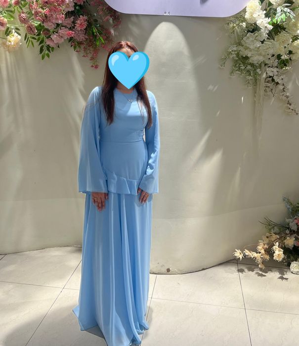 Платье, которое можно надеть на той, вечернее мероп