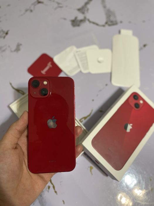 Продам Айфон 13 в идеальнои состояние