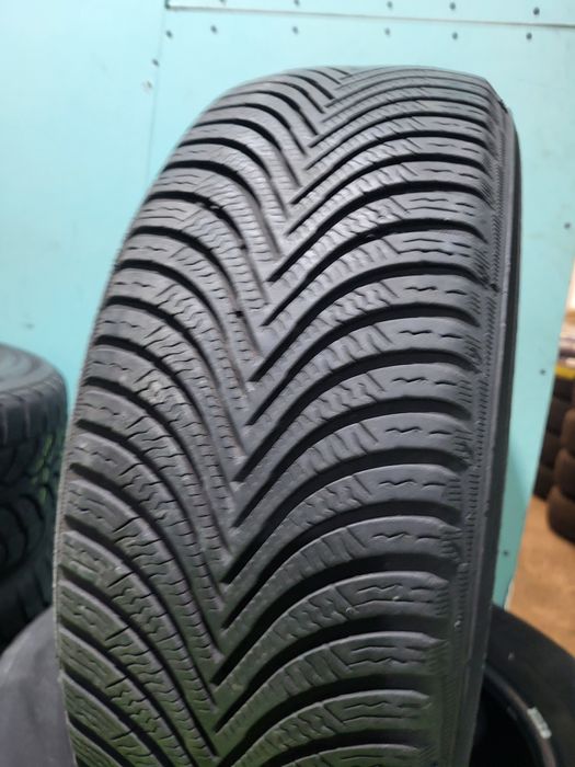 4 бр зимни 205/60/16 Michelin