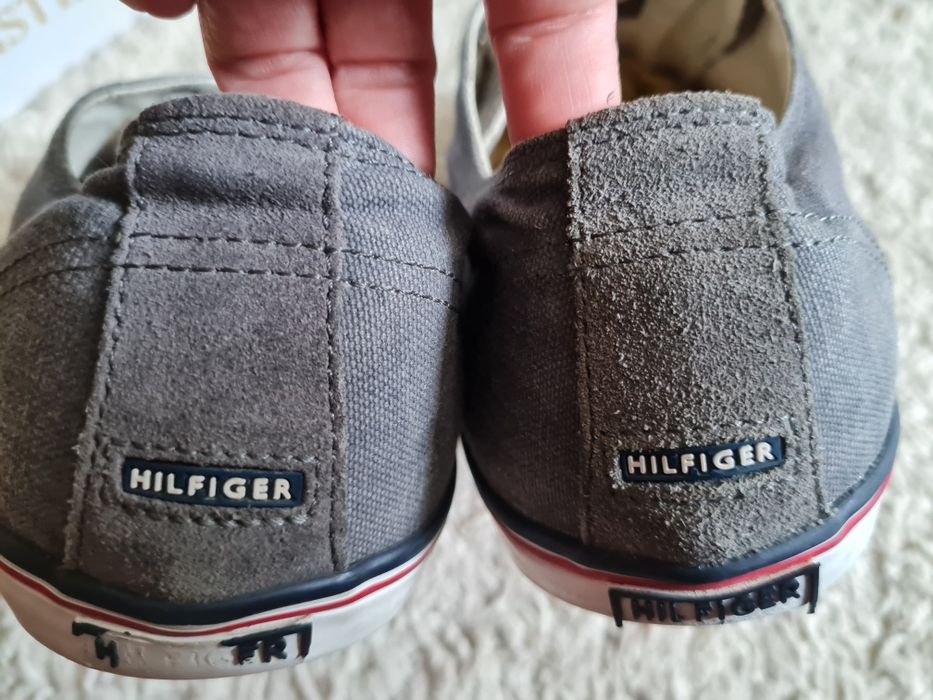 Tenisi Tommy Hilfiger sneaker  44 barbati pantofi