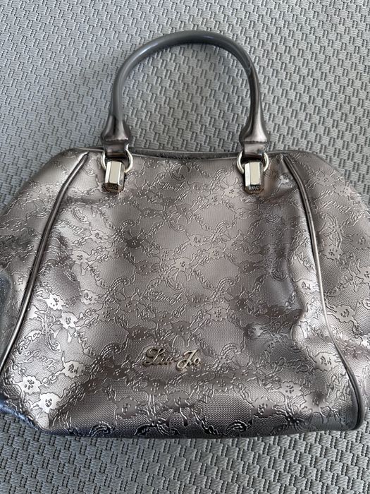 Чанта Liu Jo и Guess