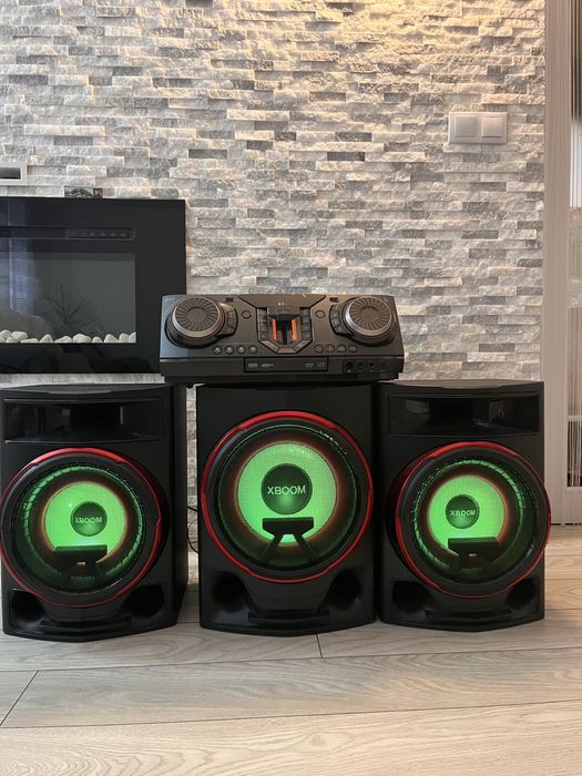 Vand boxe de inalta calitate