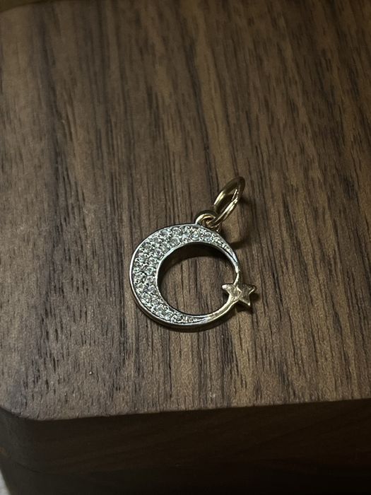 Подвеска золота