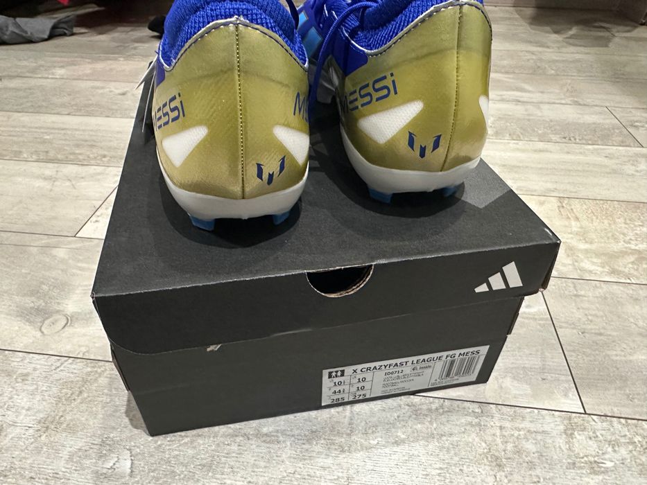 Футболни бутонки калеври Adidas Messi