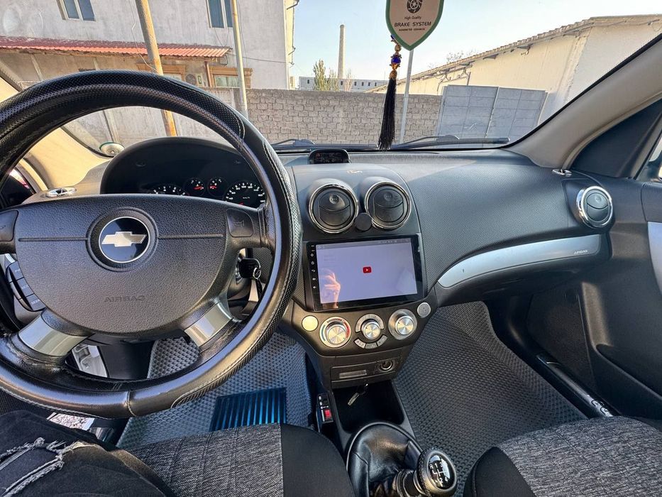 Srochna Nexia 3 Sotiladi.