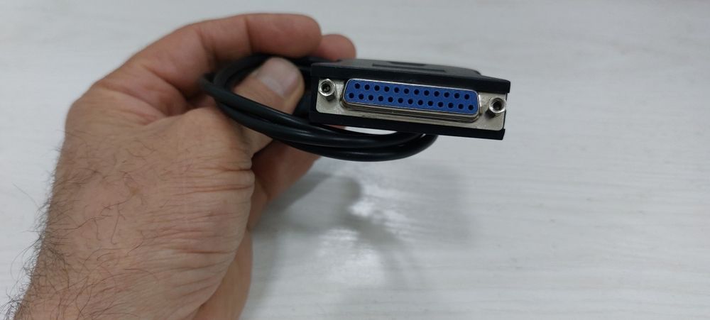 Продается  USB-LPT кабель.