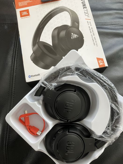 Безжични слушалки JBL Tune 720BT