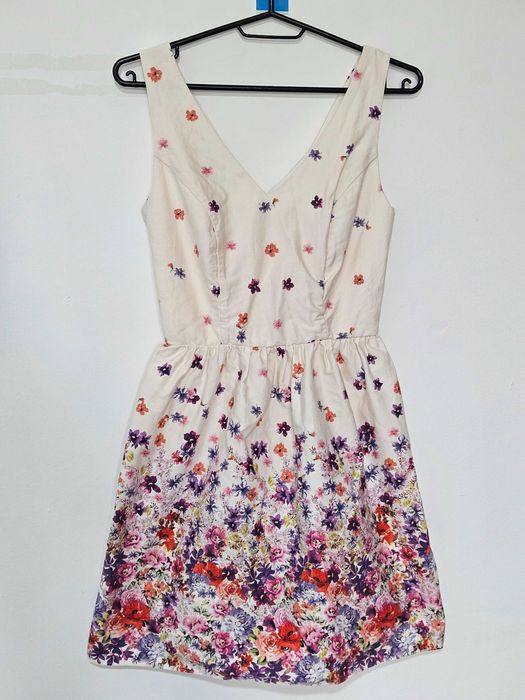 Rochie xxs cu flori