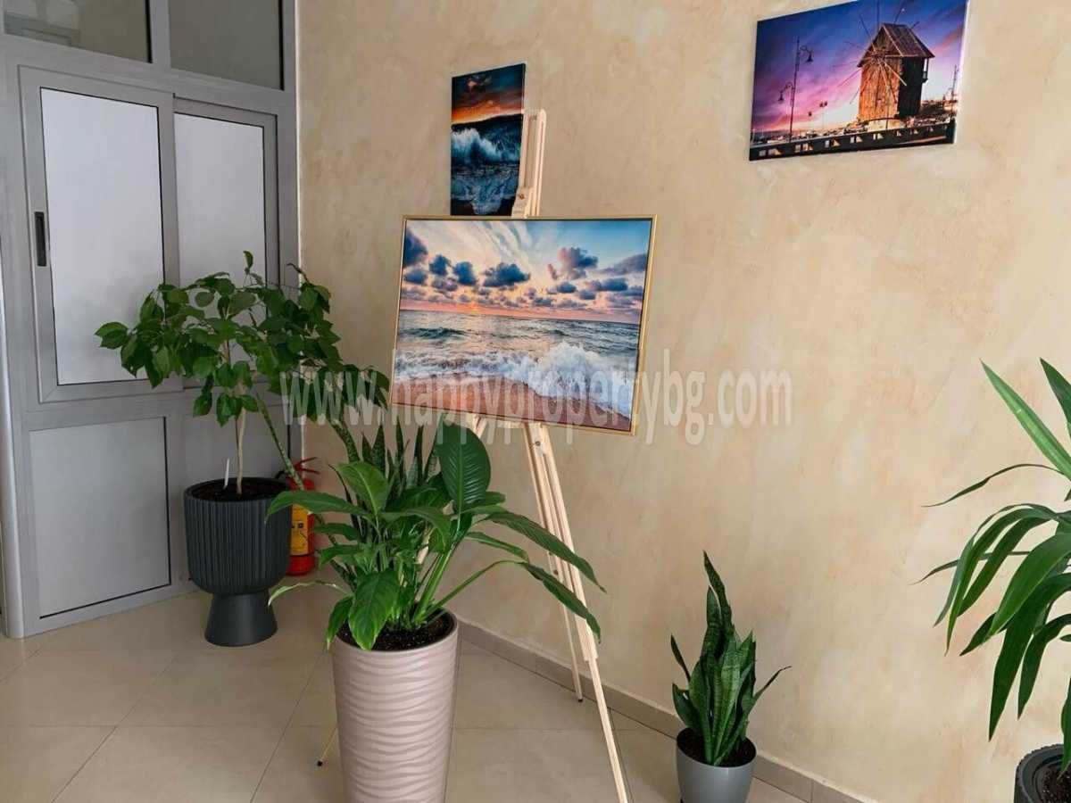 Продава се Тристаен апартамент в Несебър - 98 кв.м за 909 €/кв.м - Снимка #13