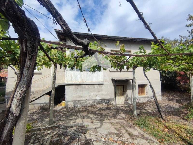 САМО В ЕРА ИМОТИ ХАСКОВО! Къща  в село Бориславци