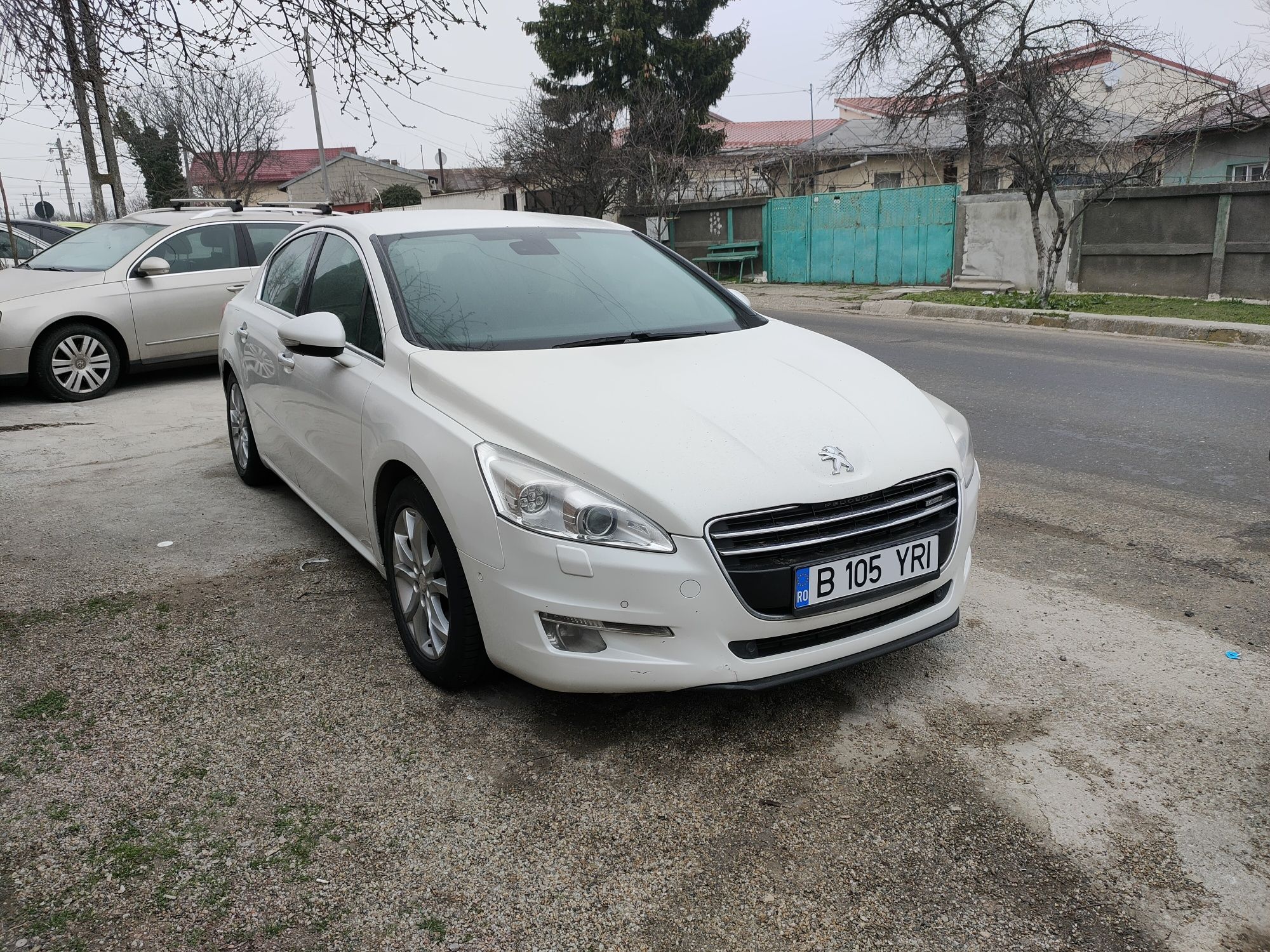 Dezmembrez Peugeot 508 hibrid alb perlat