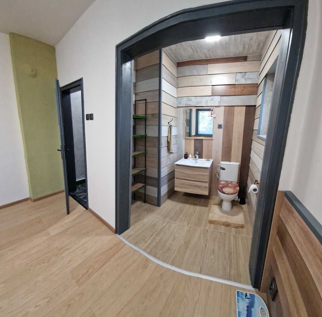 Продава се Етаж от къща в Добрич, Център - 130 кв.м за 1770 €/кв.м - Снимка #10