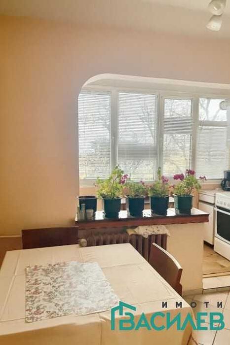 Продава 3-СТАЕН
град София, Връбница 1