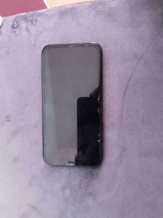 iPhone 11 каробка зарядка бар