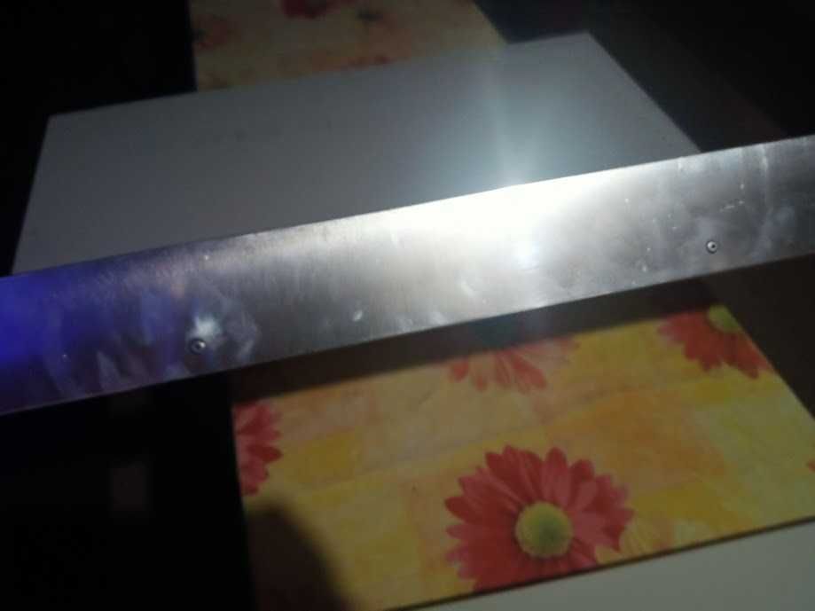 Etajere din tabla pentru rafturi si dulapuri