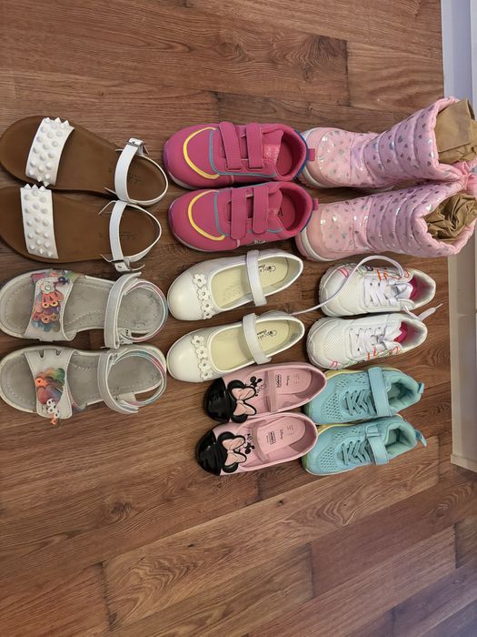 Incaltaminte numarul 28