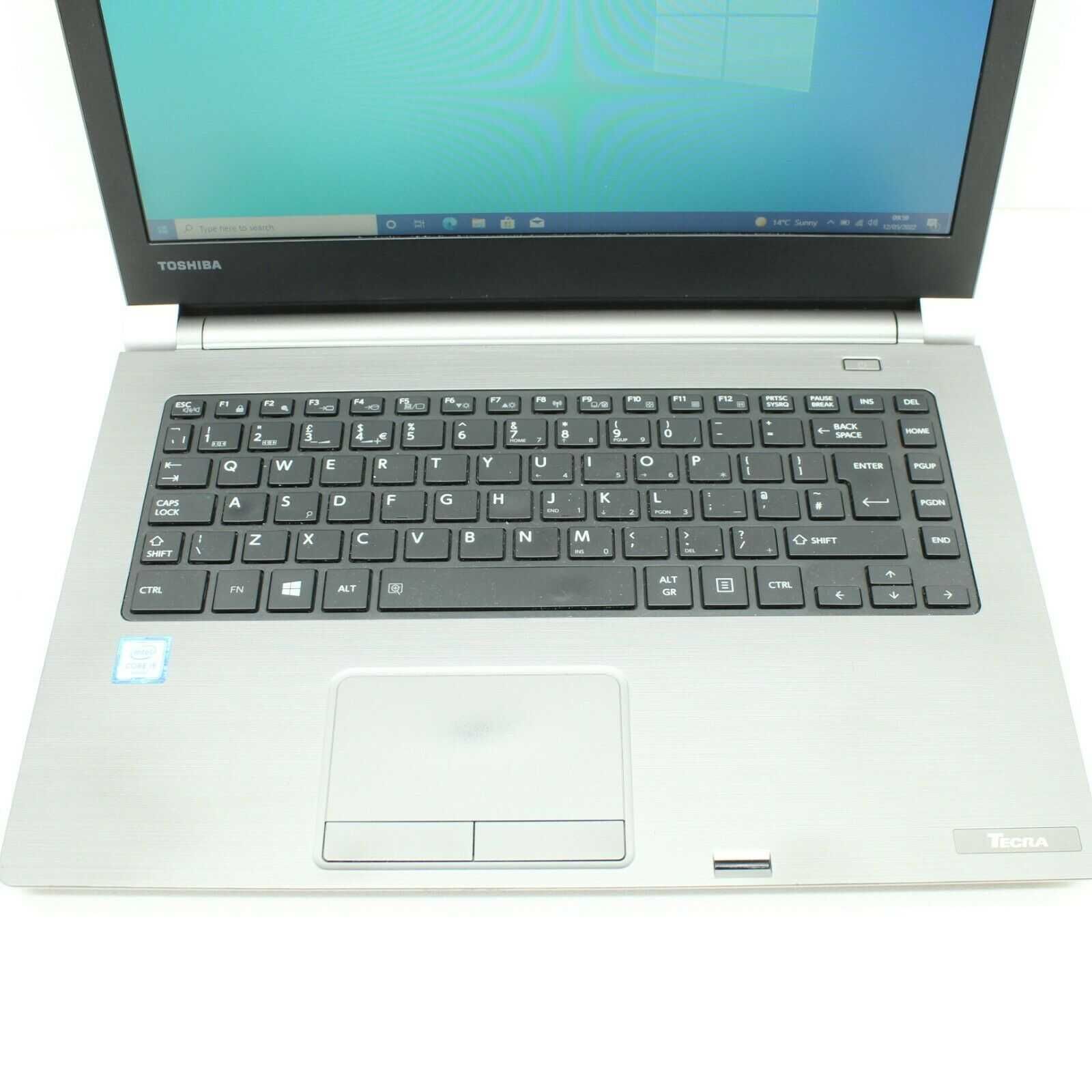 Лаптоп Toshiba A40-D i5-7200U 2.90GHz 8GB 256GB 14.0 инча Windows 10