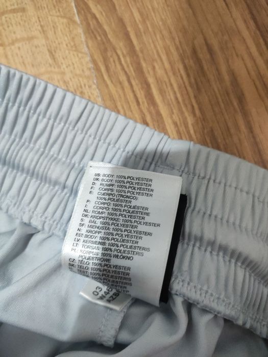 Pantaloni scurți Adidas mărimea S