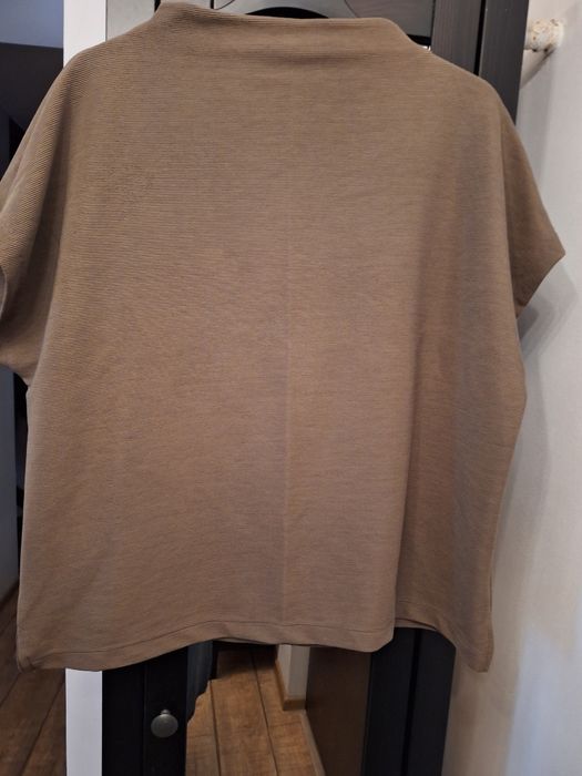 Bluza verde kaki măsura 48-50.masuri mari.