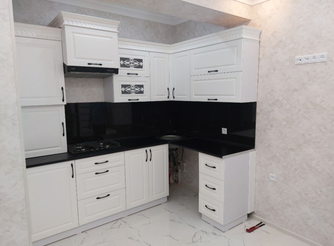 Kuxiniy.  Mebel na zakaz