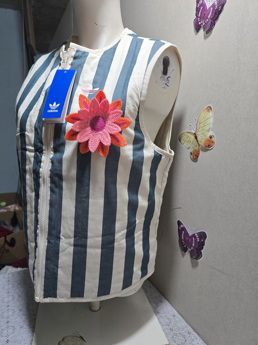 Vesta dama cu 2 fete Adidas Originals editie 2025