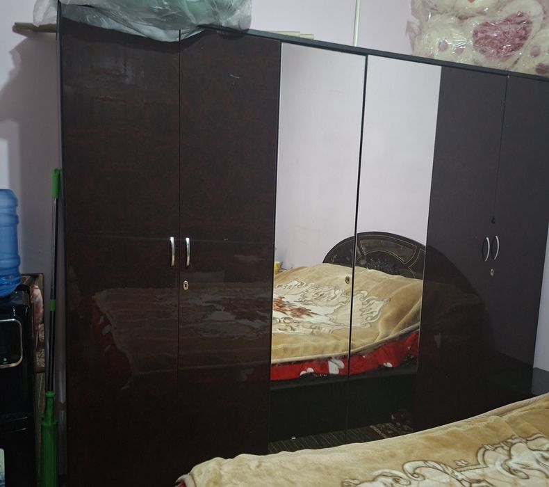 Шикаф,шифанер сотилади