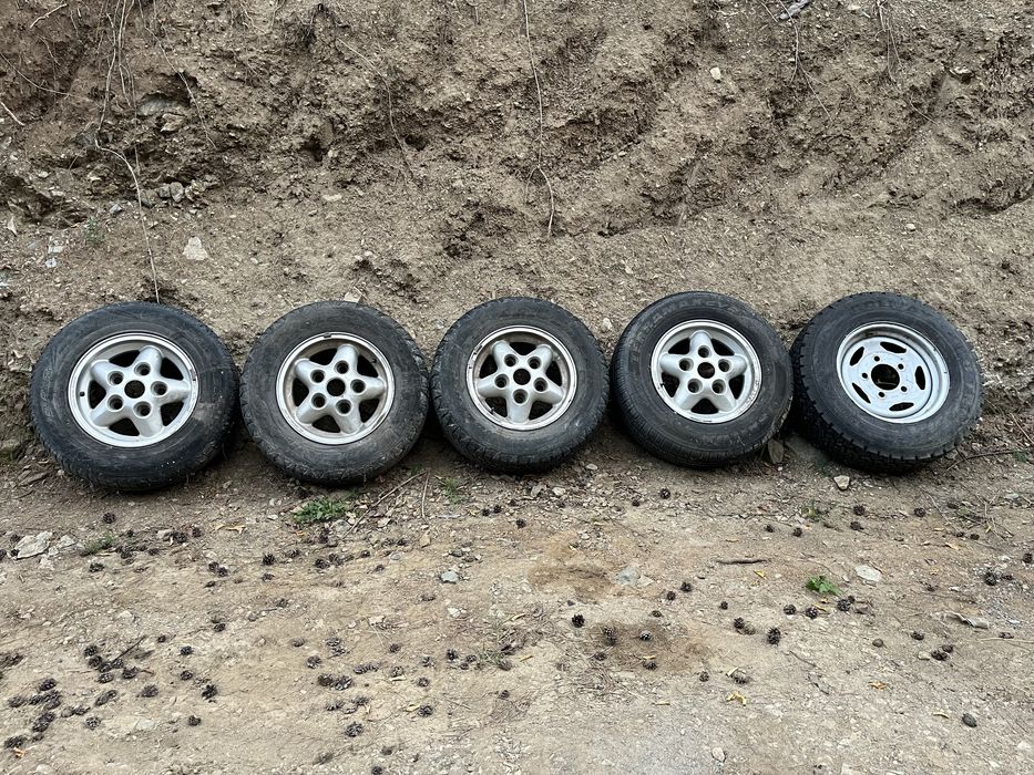 Оригинални джанти + гуми Land Rover 235/70 R16
